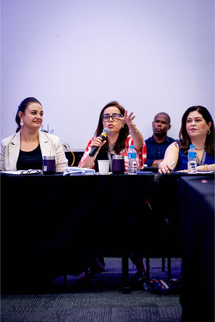 img-caixa-rosa-presencial-04